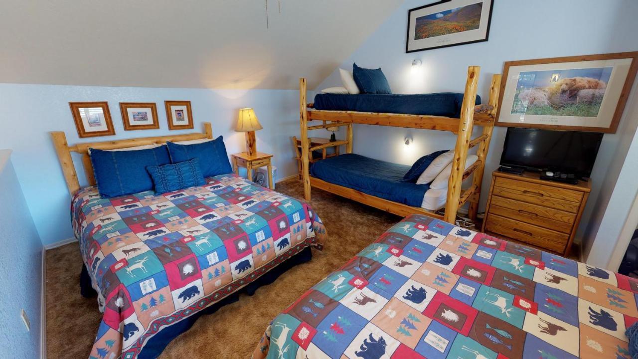Claim Jumper 8 Townhouse With High Speed Wifi Apartment เรดริเวอร์ ภายนอก รูปภาพ